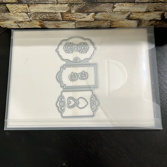 NWT Stampin' Up! TRIO OF TAGS DIES #150667 - Set of 4 Dies - Picture 4 of 5